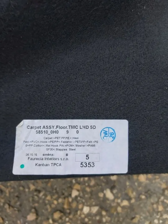 Toyota AYGO II lattiamatto OEM 58510-0H090 image 5