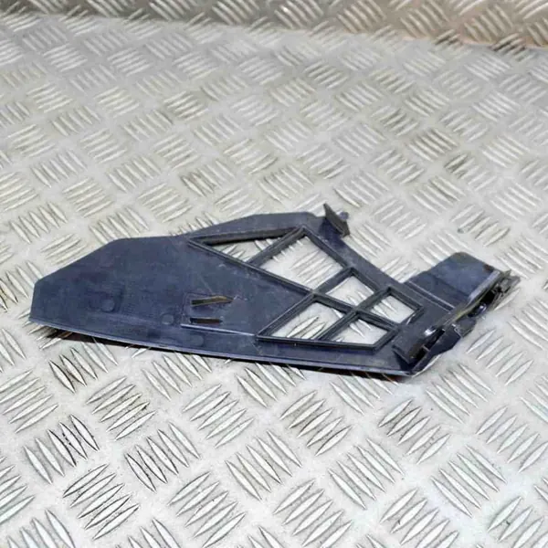 Guia de para-choque dianteiro esquerdo Mercedes W177 A1778851700 image 4