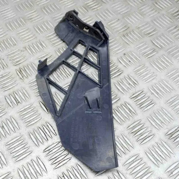 Guia de para-choque dianteiro esquerdo Mercedes W177 A1778851700 image 5