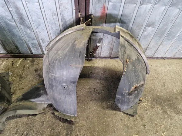 VW TIGUAN I 5N 06-15 Front Right Wheel Arch 5N0805912A image 3