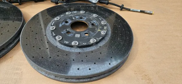 Étriers & Disques OEM 4G8615601D pour Audi RS7/RS6 image 6