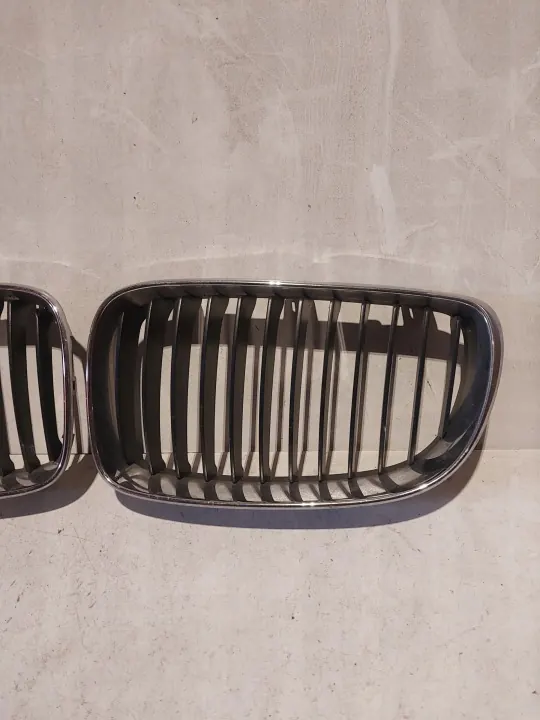 BMW E87 Pre-Lift Grillnjure OEM - Vänster/Höger image 4