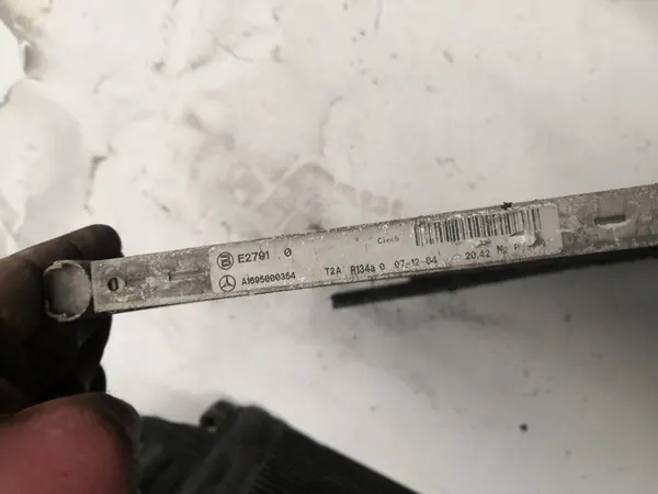 Ilmastointikondensaattori Mercedes W245 A1695000354 image 3