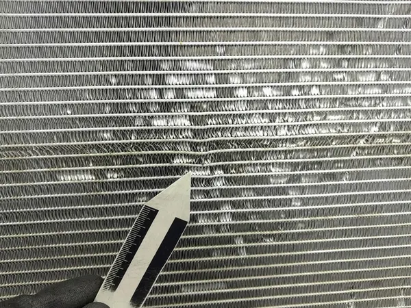 MERCEDES A W177 A45S 2.0B Waterkoeler A0995005901 image 2