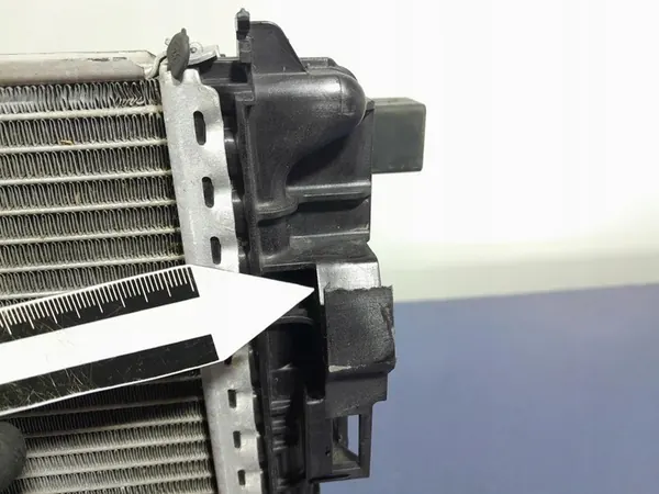 MERCEDES A W177 A45S 2.0B Waterkoeler A0995005901 image 4