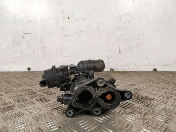 Hyundai Thermostatgehäuse OEM FBZ11103 - Gebraucht image 2