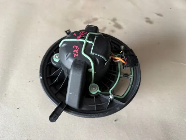 Ventilateur BMW 6933663 pour E81 E87 E90 image 4