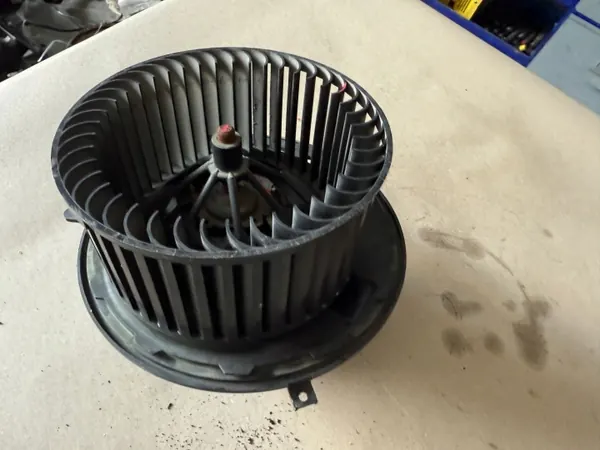 Ventilateur BMW 6933663 pour E81 E87 E90 image 6