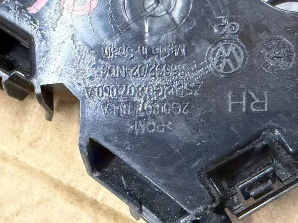 OEM 2G0807184A Strålkastarglidsats för VW Polo VI image 5