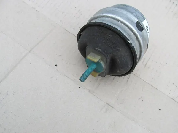 Audi Motorlager 8E0199379BF image 4