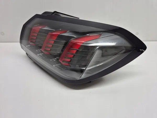 PEUGEOT 208 II Lámpara Trasera Derecha LED Original 19-23 image 3