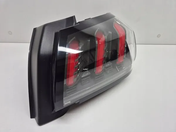 PEUGEOT 208 II Lámpara Trasera Derecha LED Original 19-23 image 4