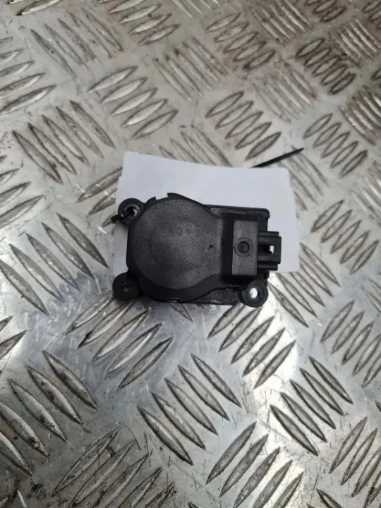 Lämmityksen ohjausventtiili EAD511 Toyota Corolla Versolle image 2