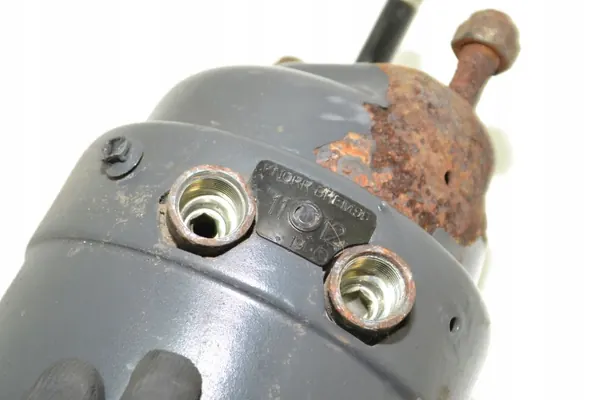 Cylindre de frein arrière droit Mercedes Actros MP4 OEM image 4