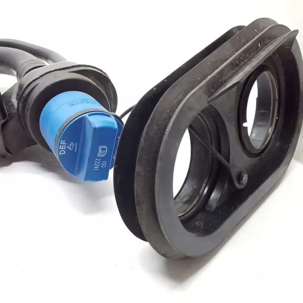 OEM 1049549 Manguera AdBlue & Tapón Mazda CX-5 II image 3