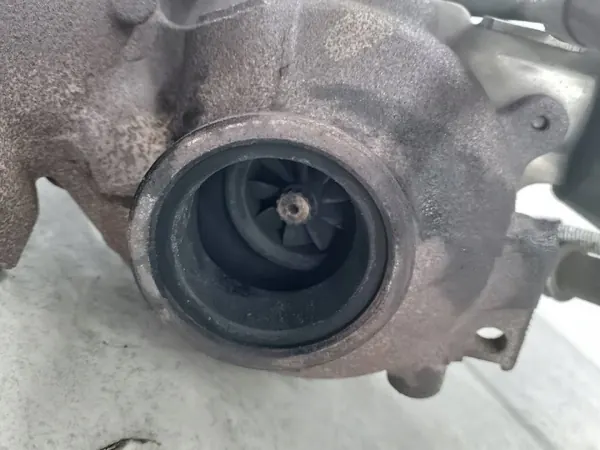 Turbo com Coletor OEM 55205350 para Opel Zafira B image 8
