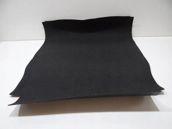 Tapete de porta-malas BMW E60 OEM 7024886 - Usado image 3