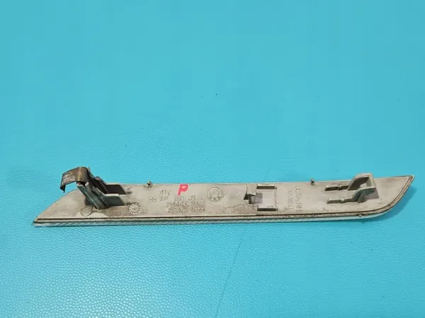 Reflector parachoques delantero derecho OEM 7187088 BMW X6 E71 image 4