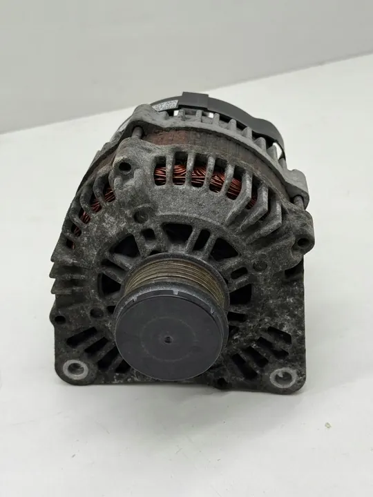 AUDI A4 B8 A5 8T Q5 A7 A6 C7 3.0 TDI Vaihtovirtageneraattori image 2