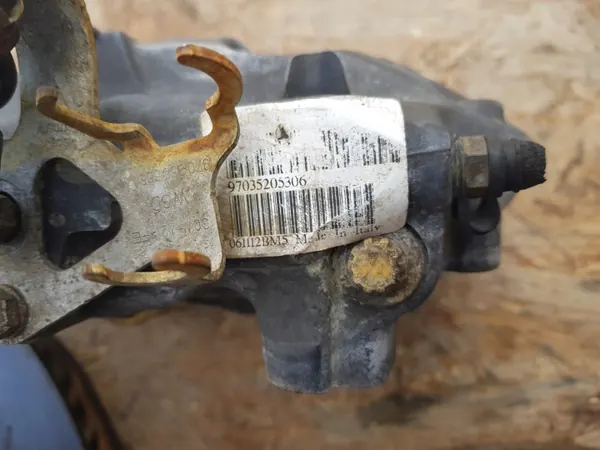 Porsche 970 OEM Bremszangen & Scheiben - Hinten image 10