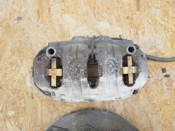 Porsche 970 OEM Bremszangen & Scheiben - Hinten image 3