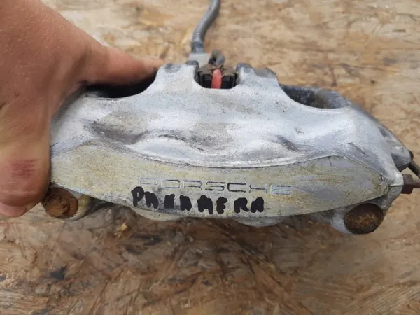 Porsche 970 OEM Bremszangen & Scheiben - Hinten image 9