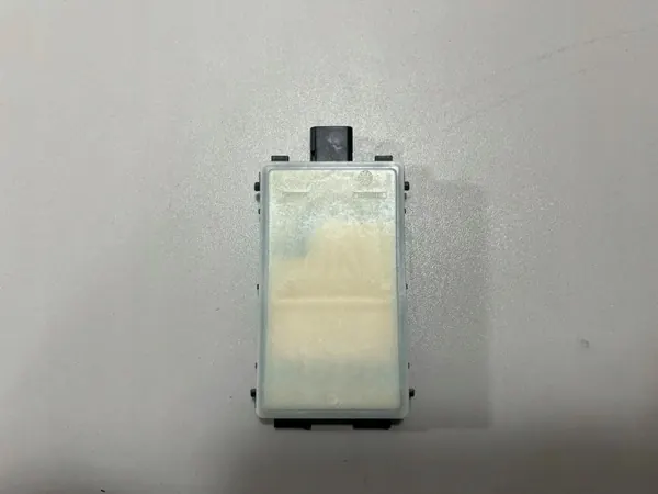BMW IX M60 Dodehoek sensor OEM 5B551E4 image 3