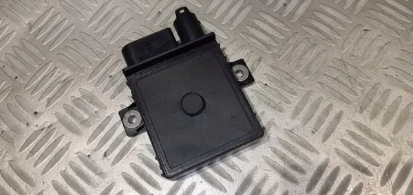 BMW E60 E70 3.0 D Gloeika Relay Module E2110022360 image 10