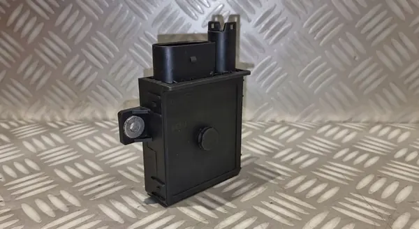 BMW E60 E70 3.0 D Gloeika Relay Module E2110022360 image 3