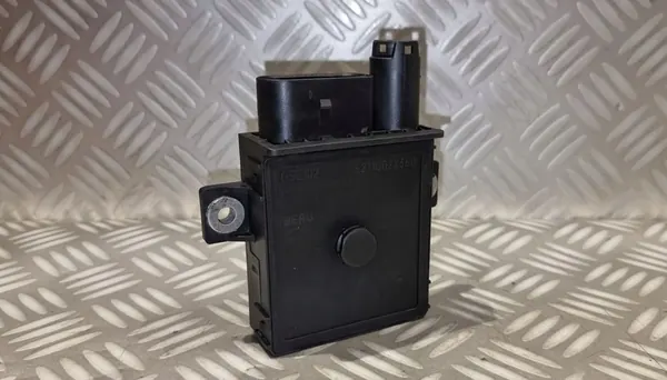 BMW E60 E70 3.0 D Gloeika Relay Module E2110022360 image 9