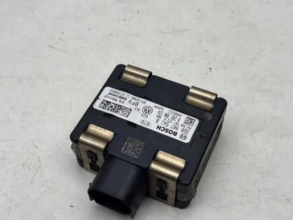 Radar Distronic OEM 3Q0907561B para VW Passat B8 image 2