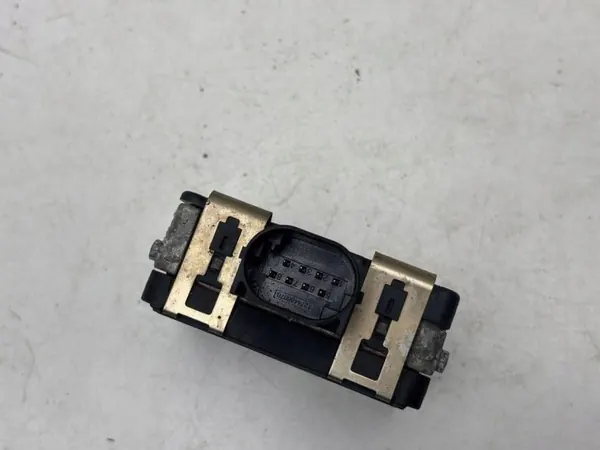Radar Distronic OEM 3Q0907561B para VW Passat B8 image 3