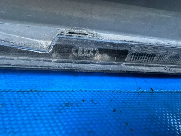 Audi A7 S-Line Sabot Droit OEM 4K8853856A image 7