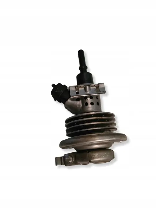 Injector AdBlue Jaguar XE 2016 OEM FX23189E3 image 2
