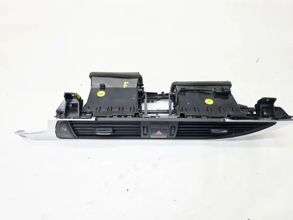Grelha de ventilação central Audi A6 C7 A7 OEM 4G1820951F image 4