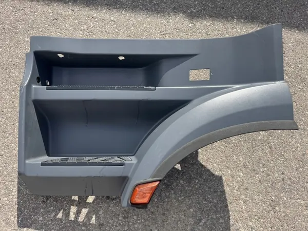 Degrau Superior Esquerdo OEM Mercedes Actros MP4 image 2