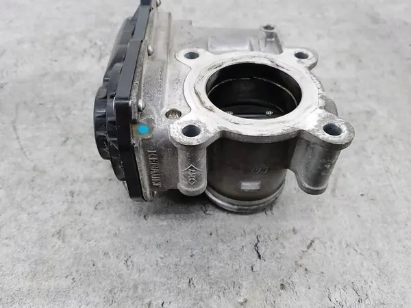 Kaasutussäädin Dacia Dokker 1.6 MPI image 4