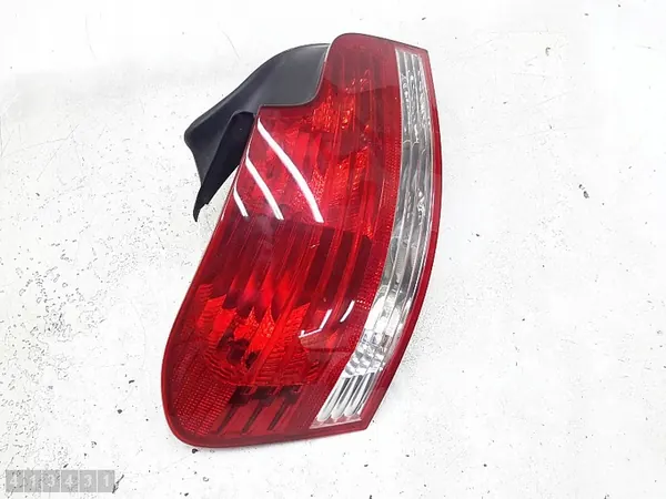 Luz trasera BMW 1 Series 2010 6321728564101 image 3