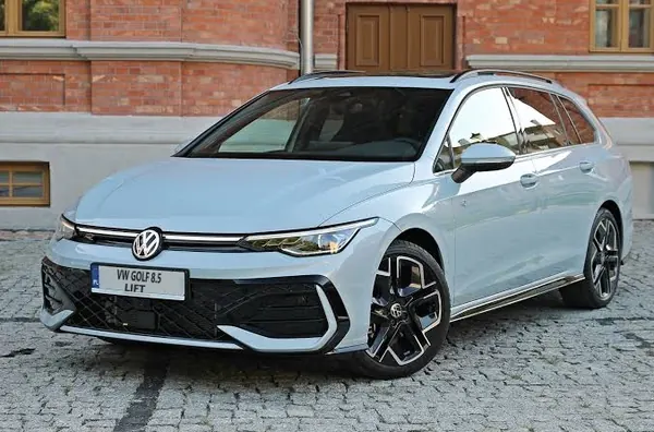 VW GOLF 8 VARIANT LIFT 1.5 TSI 110KW 2024 Right Front Wheel Arch 5H0805970A image 9