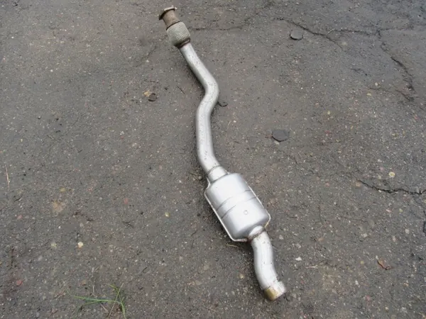 Mittljuddämpare Audi A5 8T 8F 4.2 FSI OEM 8K0253211C image 5