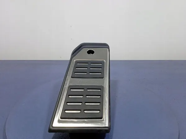 Repose-pied Audi SQ8 Q8 Q7 II 4M OEM 4M1864777B image 2