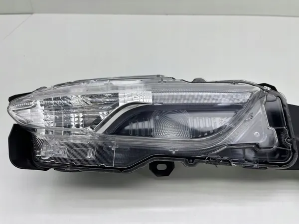 Toyota Yaris Cross Halogène Gauche Avant DRL LED OEM image 5