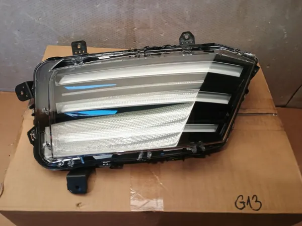 Farol direito Peugeot 208/2008 II OEM 9850423580 image 2