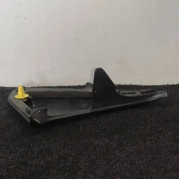 VW oikean peilin kotelo OEM 7E0857538A - Käytetty image 3