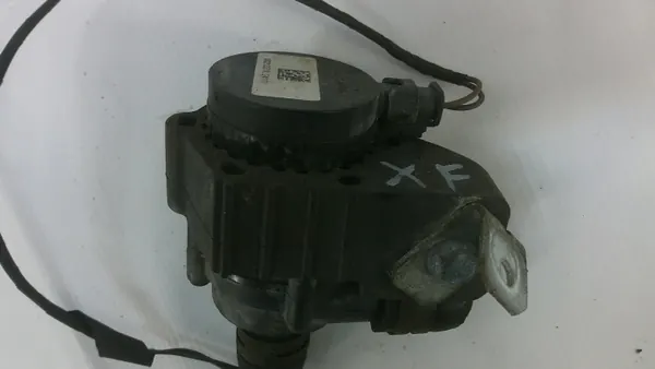 Peugeot 508 Vattenpump OEM 9021337A - Begagnad image 5