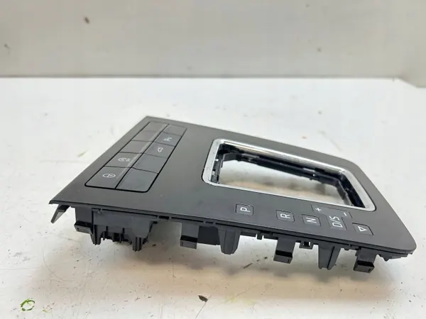 Support gauche Skoda Octavia Mk3 OEM 5E1713203AE image 7