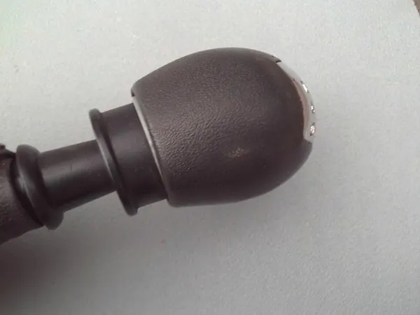 OEM 5801283904 Gear Lever for Iveco Daily 14- image 8