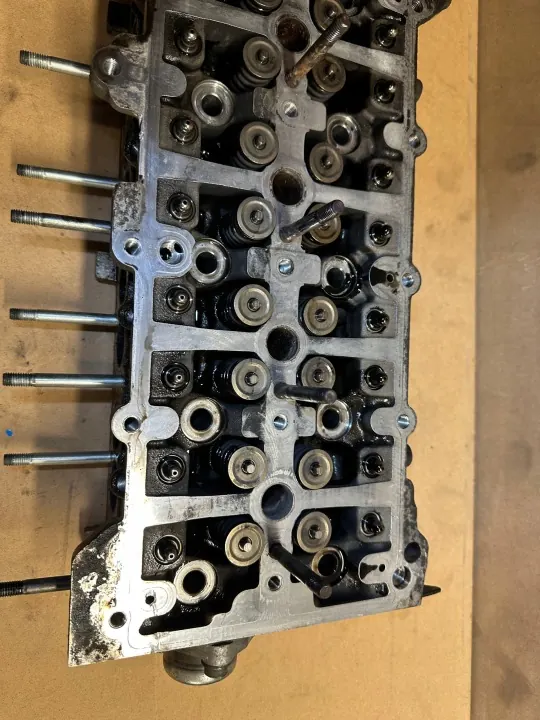 Opel Cylinderhuvud 55571949 A20DTH 2.0 CDTI image 3