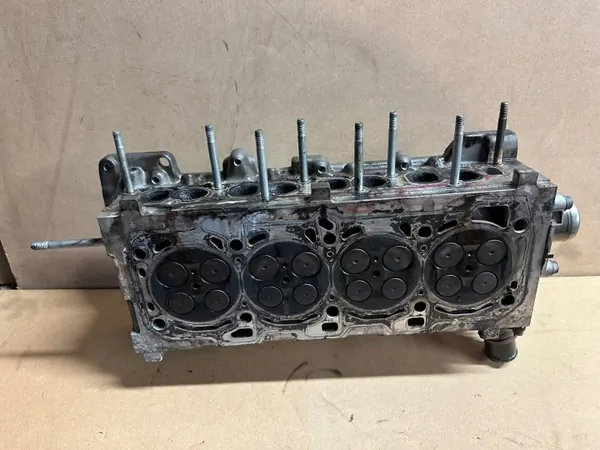 Opel Cylinderhuvud 55571949 A20DTH 2.0 CDTI image 4