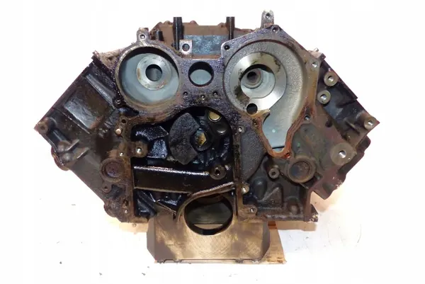 Audi Q7 4L 3.0 TDI Moottorilohko OEM 059103021AB image 8